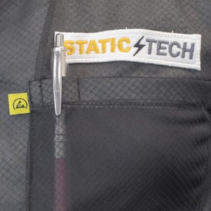 Bata ESD con bolsillo para bolígrafos StaticTech